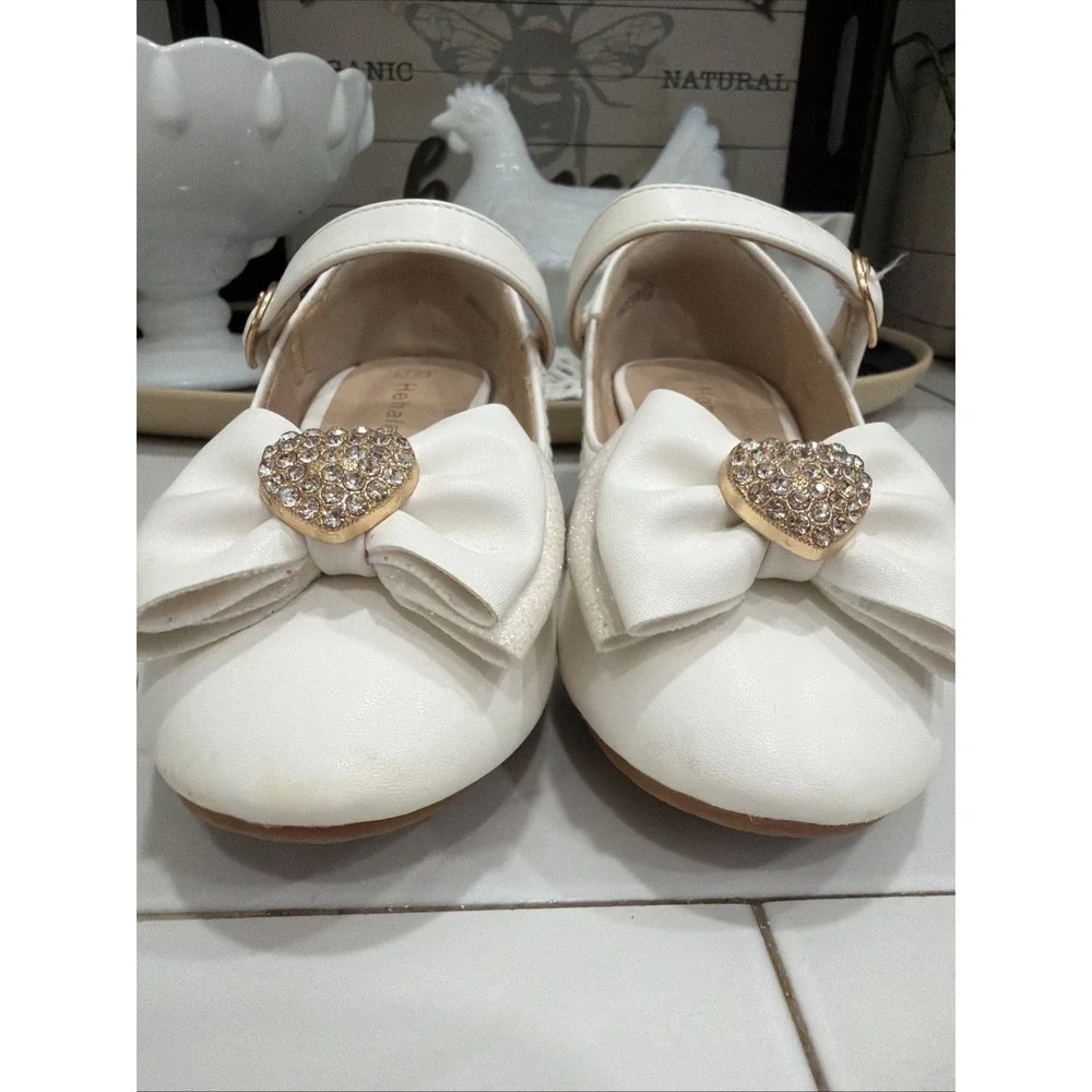 Hehainom Little Girls Emily Strap Mary Jane Shoe Bow Rhinestone Heart 12 White